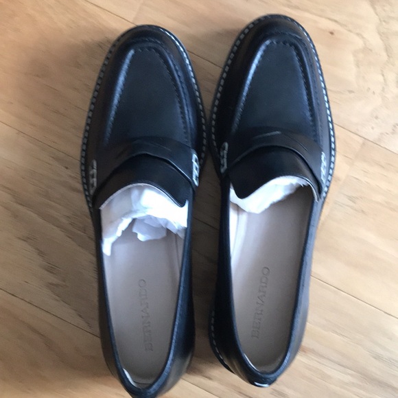 Anthropologie Bernardo Selma Heeled Loafers Black 10 - Picture 4 of 8